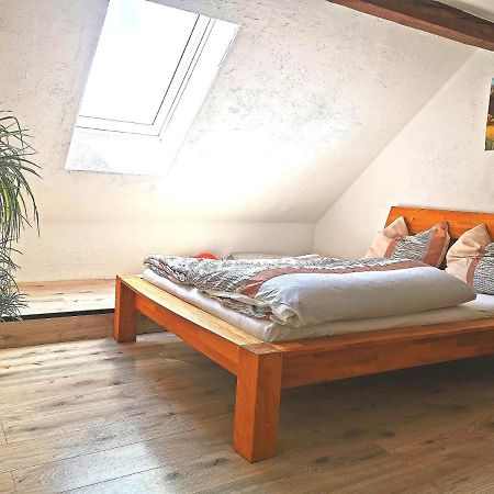 Schone Ferienwohnung In Merklingen Luaran gambar