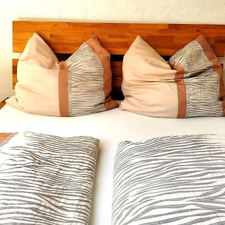 Schone Ferienwohnung In Merklingen Luaran gambar