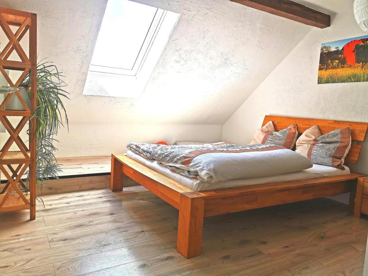 Schone Ferienwohnung In Merklingen Luaran gambar