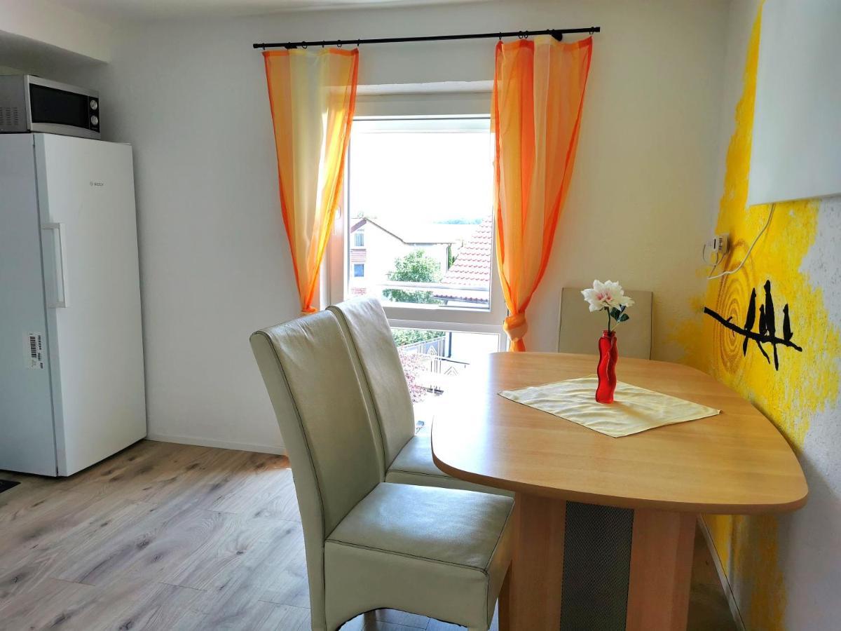 Schone Ferienwohnung In Merklingen Luaran gambar